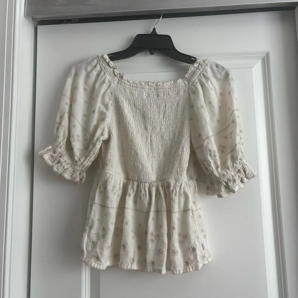 Old Navy Puff Sleeve‎ Smocked Prairie Cottage Milkmaid Embroidered Babydoll Top
